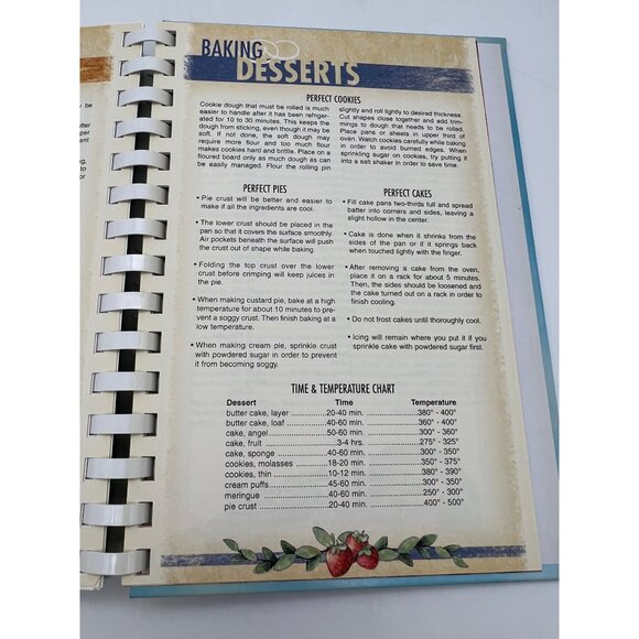 Heavenly Delights Cookbook First United Methodist Church Oak Ridge TN 2008 - Picture 6 of 7